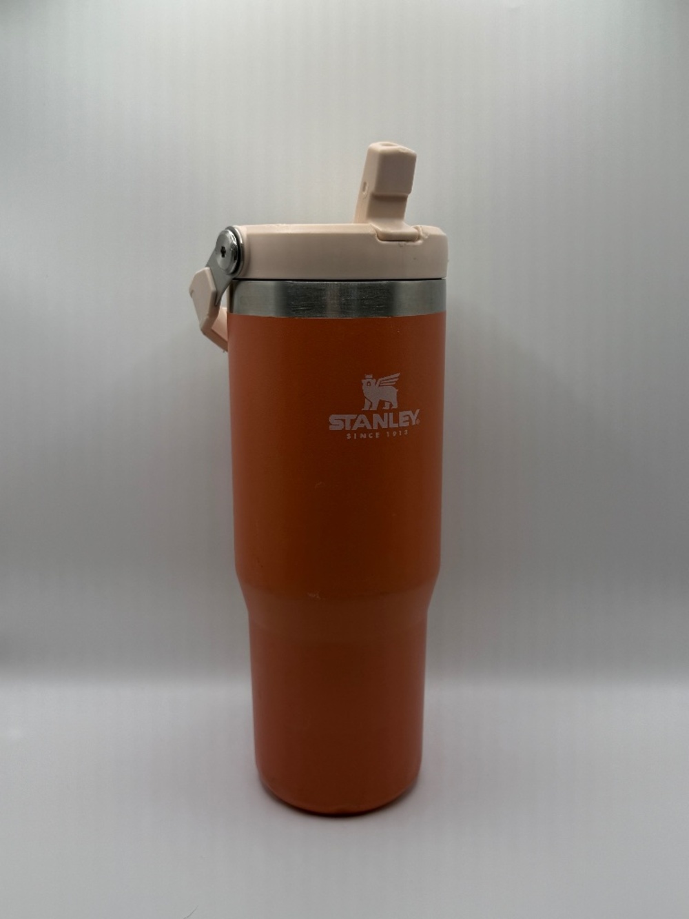 Stanley IceFlow Flip Straw Tumbler 30oz Peach Orange Cream Handle